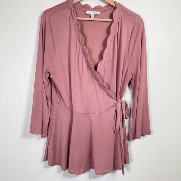 ANTHROPOLOGIE | ERI + ALI SCALLOP RUSTY PINK WRAP TOP - Picture 4 of 14